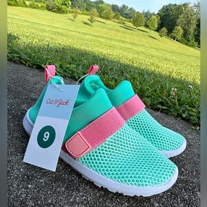 Cat & Jack Size 9 Toddler Shoes